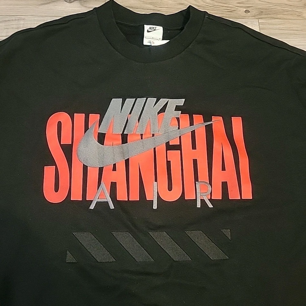 Nike Air Shanghai Sweatshirt Large Men Black Oversized Fleece Crewneck New